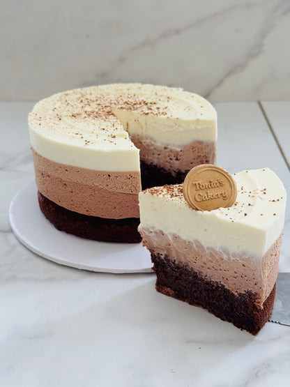 3 chocolate mousse cake