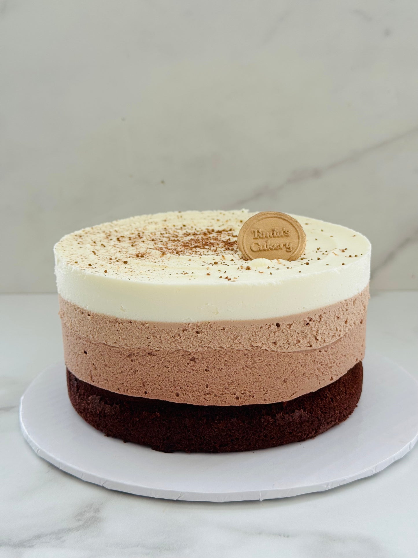 3 chocolate mousse cake