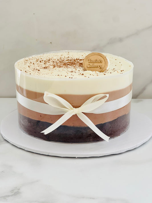 3 chocolate mousse cake