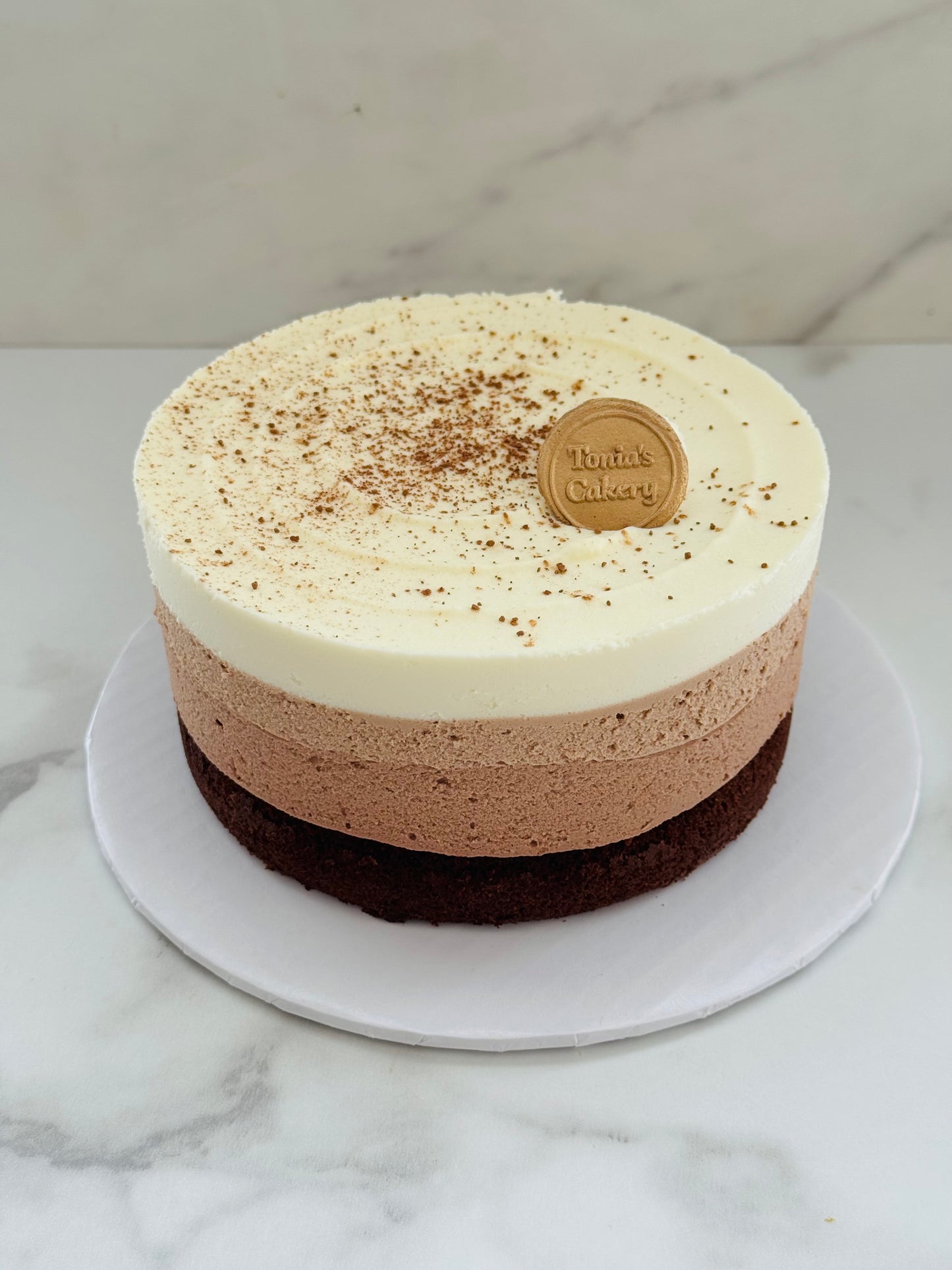 3 chocolate mousse cake