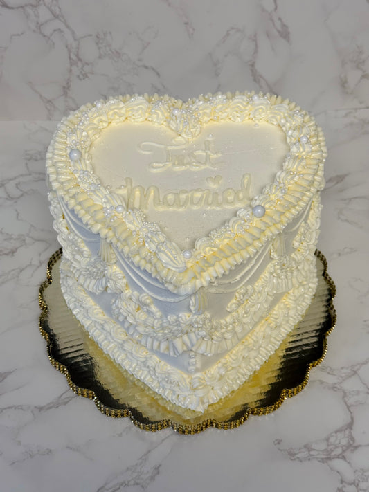 Lambeth Wedding Cake