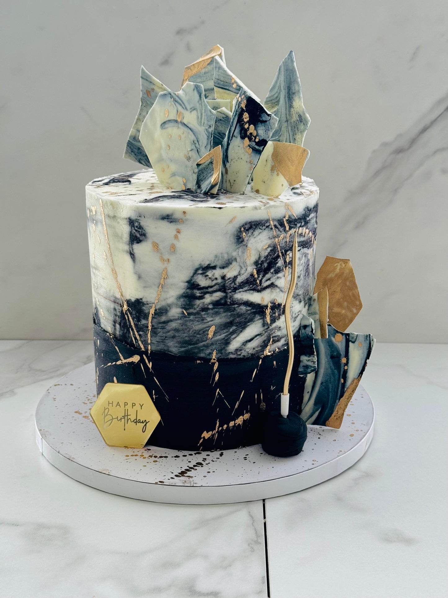 The ultimate marble ( signature cake )